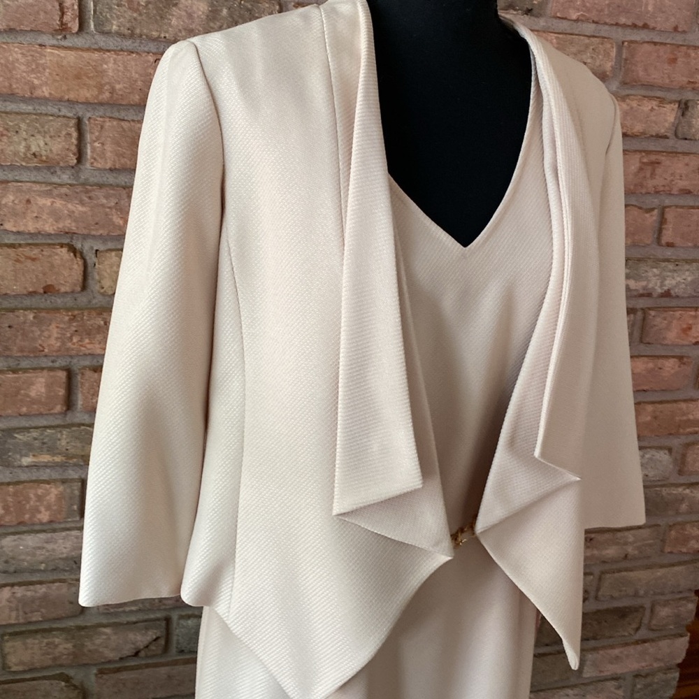 Alex Marie Cream and Gold Chain Detail Dress and Jacket Size 6 NWT - Picture 7 of 14